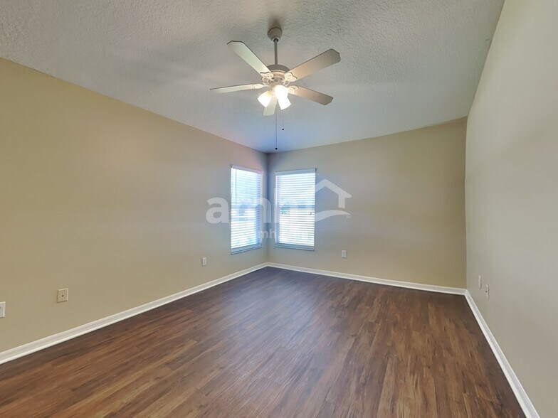 Building Photo - 24801 Black Creek Ct