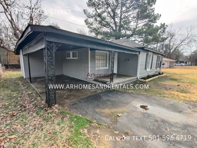 Building Photo - 2316 Parker St