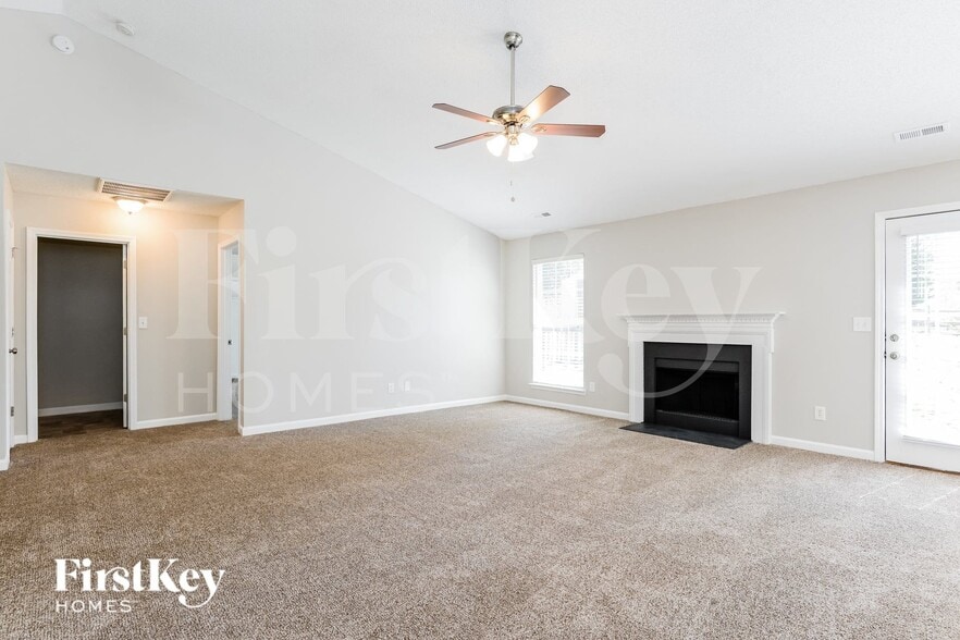 Building Photo - 12336 Autumn Blaze Dr