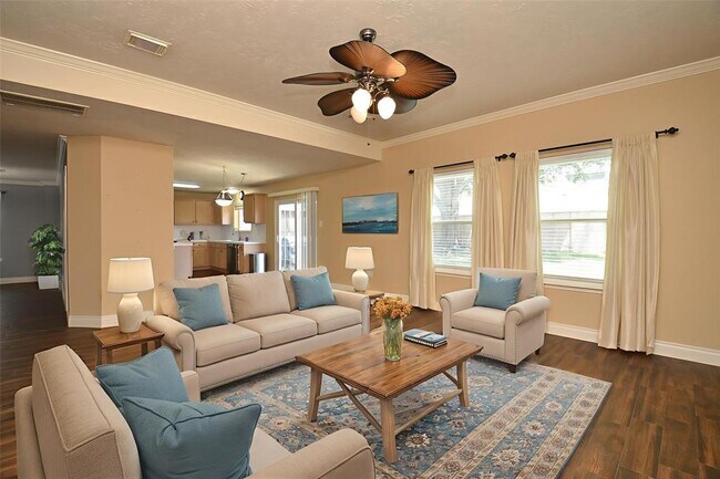 Building Photo - 15018 Moss Boulder Ct