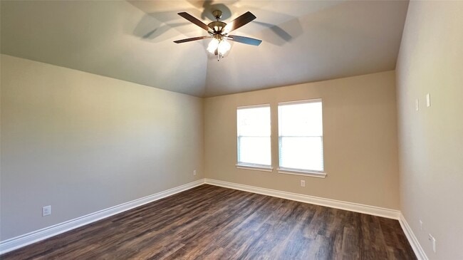 Building Photo - 8101 Scott Ln