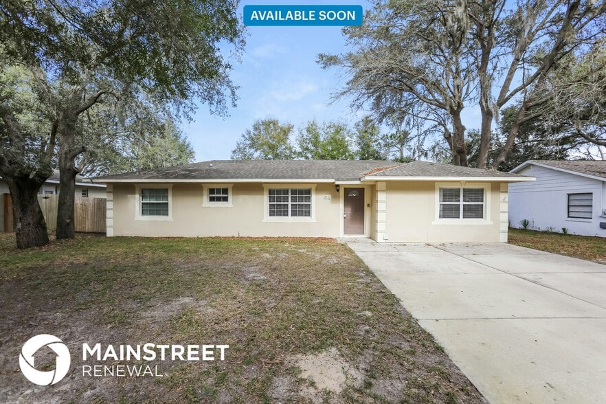 Primary Photo - 2727 N Dellwood Dr