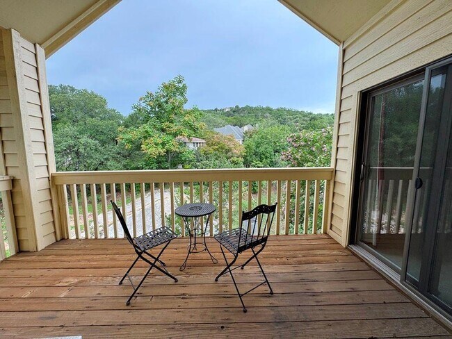 Building Photo - 6401 Wallace Cove