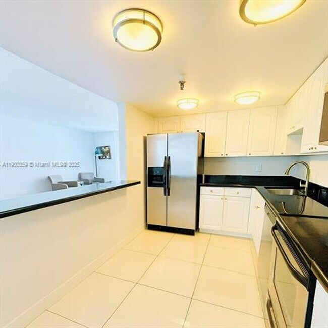 Building Photo - 2401 Collins Ave