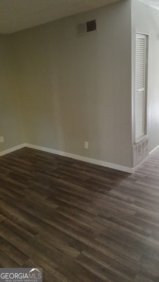 Building Photo - 590 Northridge Crossing Dr