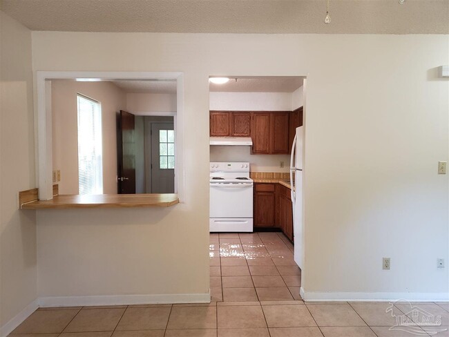 Building Photo - 1363 Jasma Ln