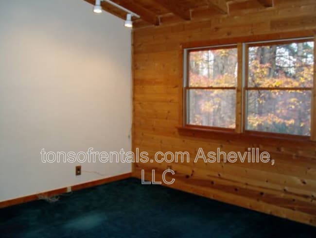 Building Photo - 1286 Davis Mountain Rd