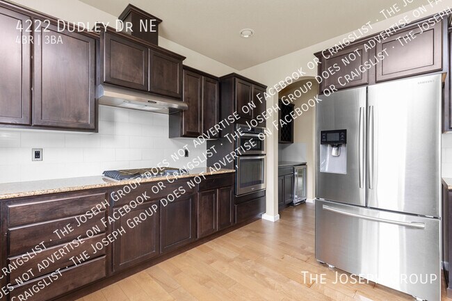 Building Photo - 4222 Dudley Dr NE