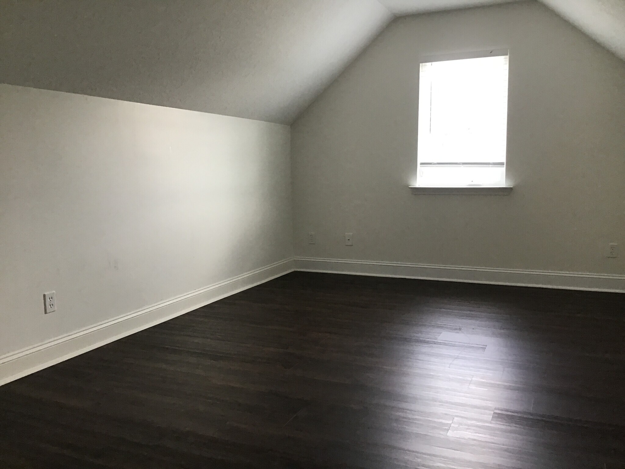 Building Photo - 307 Brighton Woods Dr