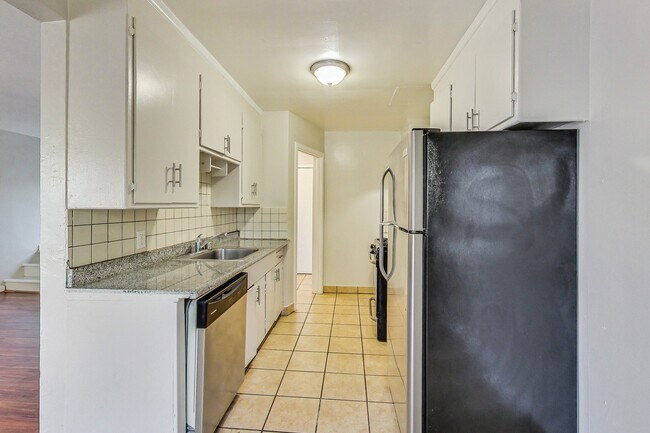 Floorplan - 1732 27th Avenue