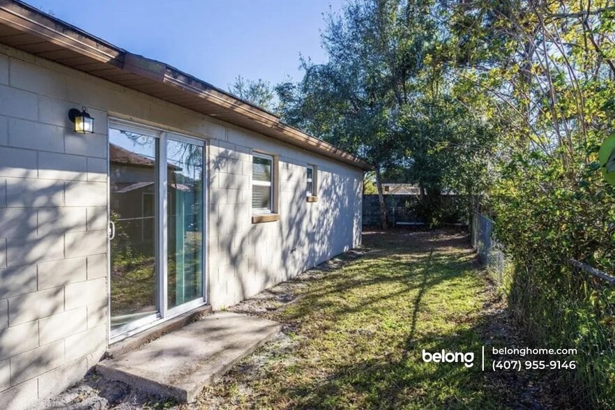 Building Photo - 1302 Mill Creek Pl