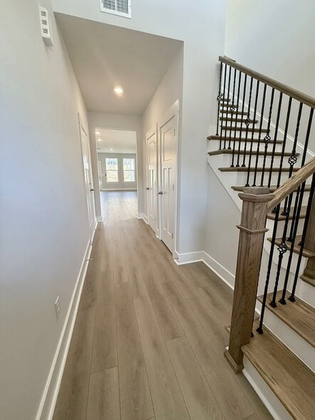 Building Photo - 1317 Algeddis Dr