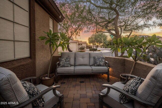 Building Photo - 9053 E Hobart St