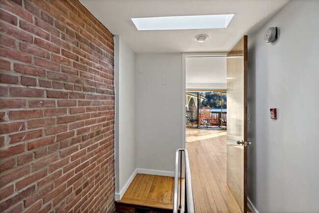 Building Photo - 3303 Water St NW