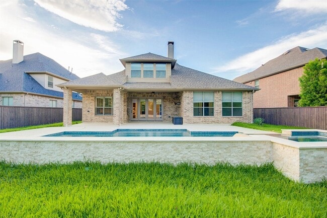 Building Photo - 158 N Almondell Way