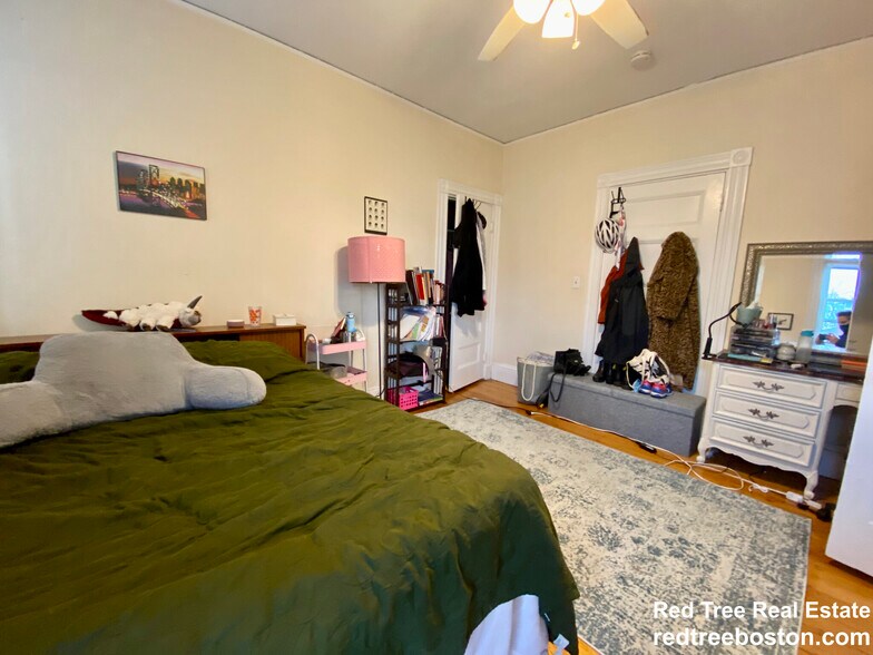 Building Photo - 31 Hurd Rd