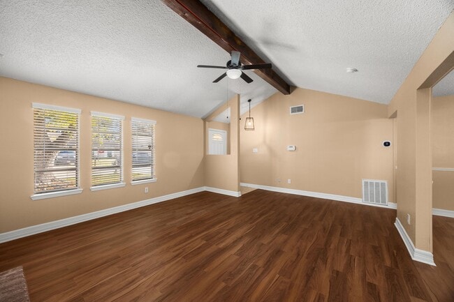 Building Photo - 1014 Three Forks Dr