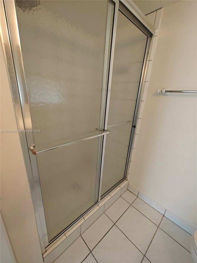 Building Photo - 8750 Royal Palm Blvd