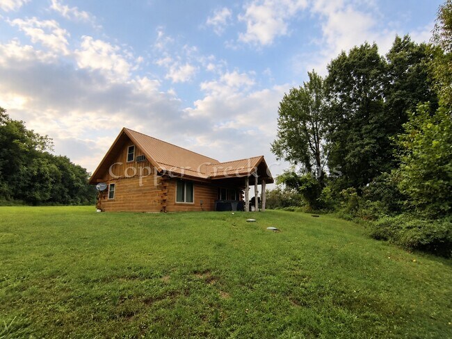 Building Photo - 150 Copper Creek Ln
