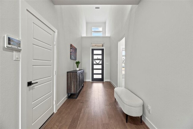 Building Photo - 30155 Gold Finch Pl