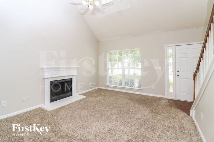 Building Photo - 4805 Enclave Dr