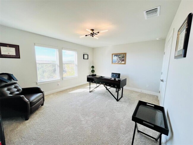 Building Photo - 8504 Pine Muhly Dr