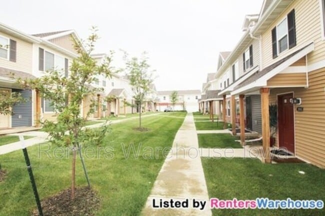 Building Photo - 9155 Coneflower Dr