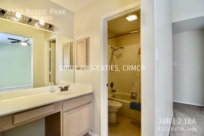 Building Photo - 8123 Rustic Park San Antonio, TX