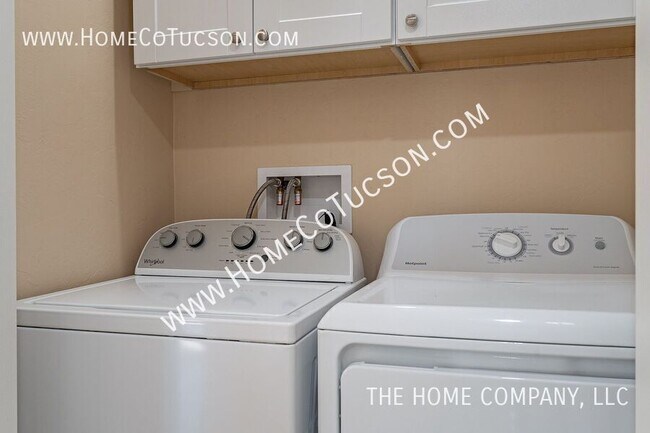 Building Photo - 5704, 5710-5718 E Hermans Road-HERMANS ROAD MARKETING