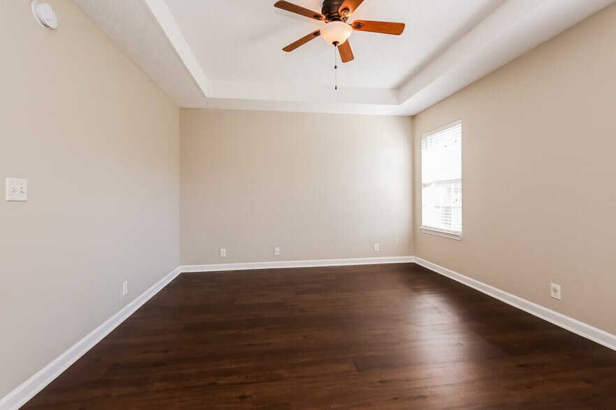 Building Photo - 1179 Everton Dr