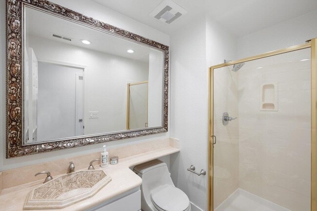 Building Photo - 142 Monaco Dr