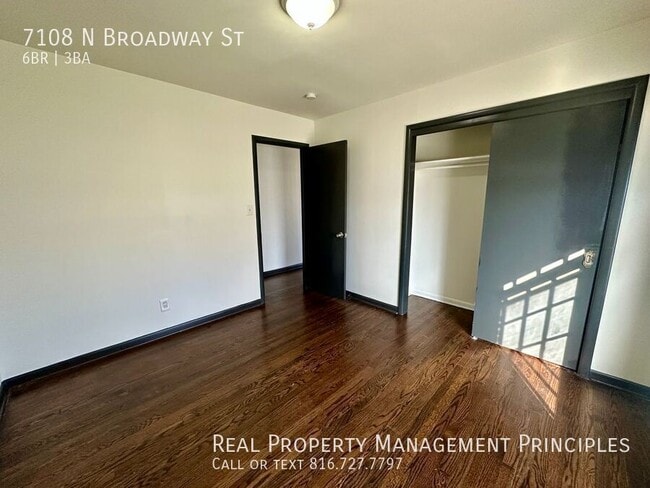 Building Photo - 7108 N Broadway