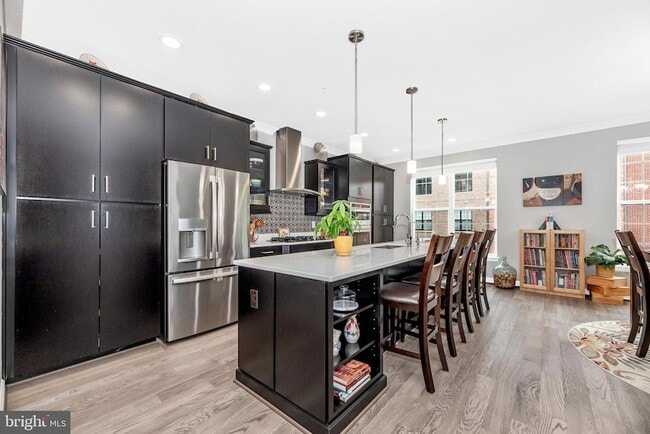 Building Photo - 521 Triggerfish Dr