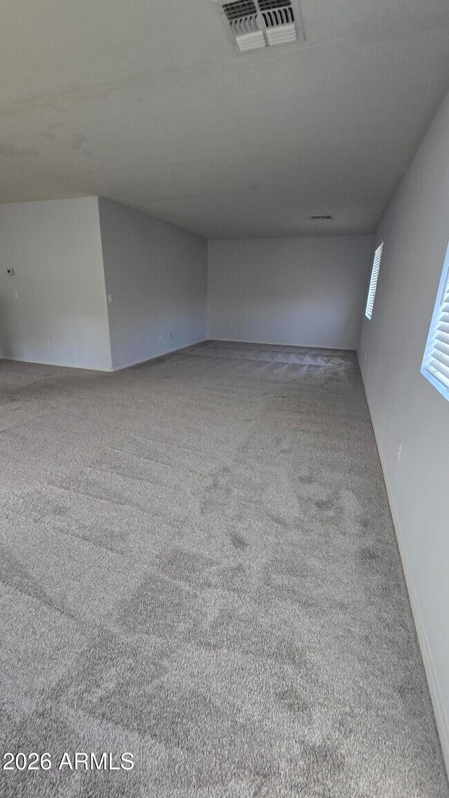 Building Photo - 4813 N 112th Glen