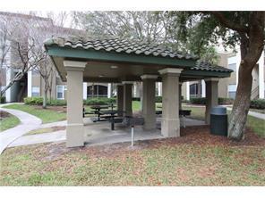 Building Photo - RIVERVIEW: 2 bed/1 bath, 3rd floor Condo