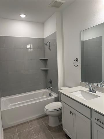 Building Photo - 1375 Hill Country Pl