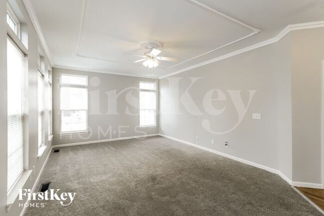 Building Photo - 4221 Silver Streak Dr