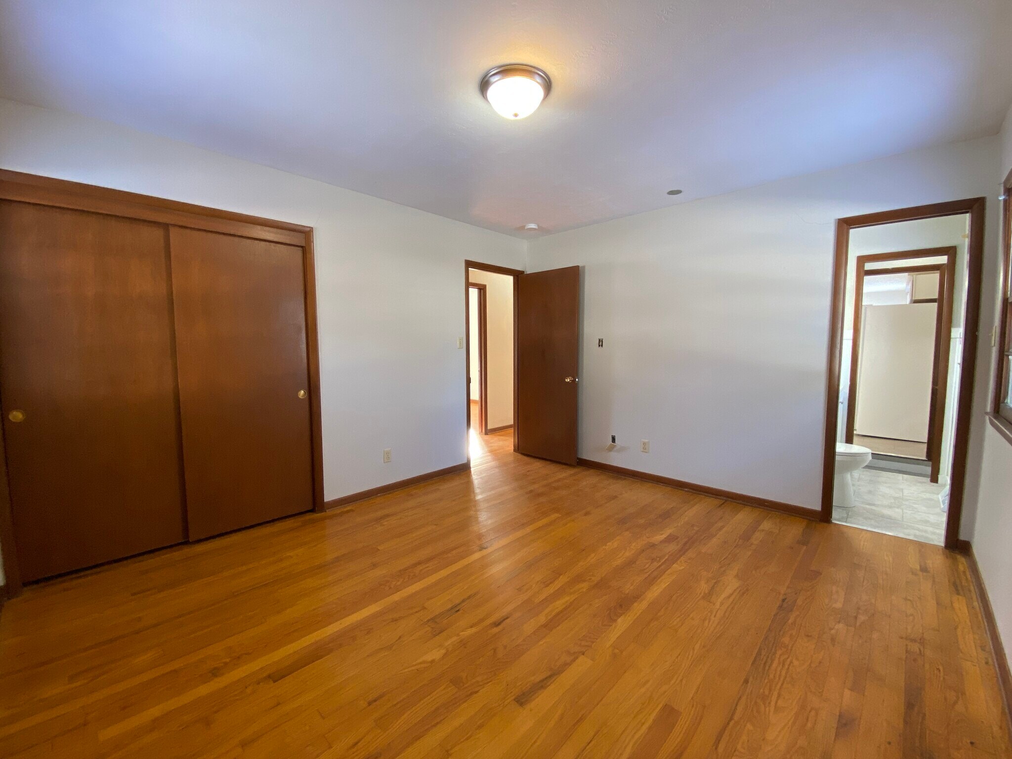 Building Photo - 5425 NW 66th Ave