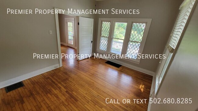 Building Photo - Nice rental home off of Bardstown Rd in th...