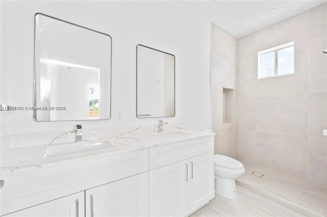 Building Photo - 10745 SW 217th Ave