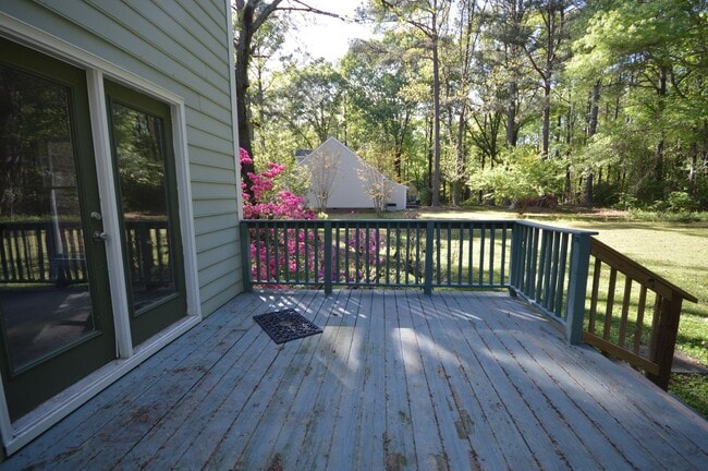 Building Photo - 2504 Timothy Dr