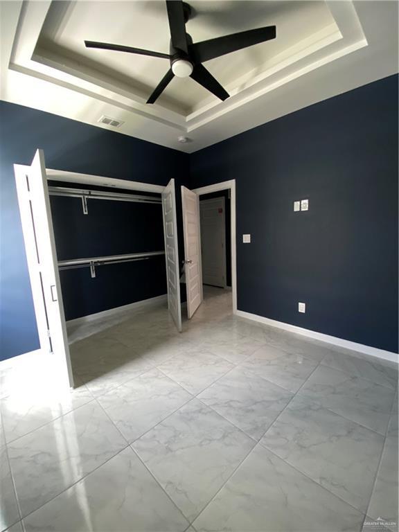 Building Photo - 16 Angelina Dr