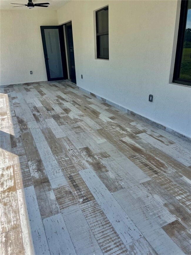 Building Photo - 435 N Quebrada St