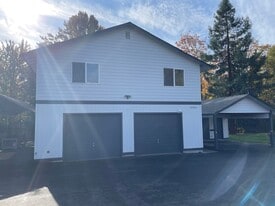 Building Photo - 13051 40th Ave S