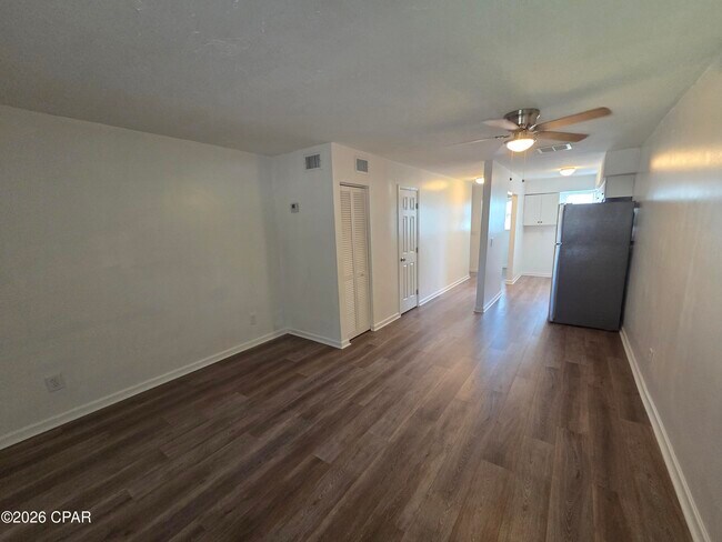 Building Photo - 6329 Omoko St