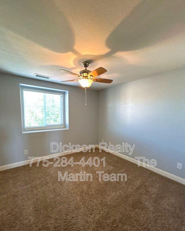 Building Photo - 2065 Long Hollow Dr