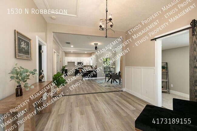 Building Photo - 1530 N Robberson-