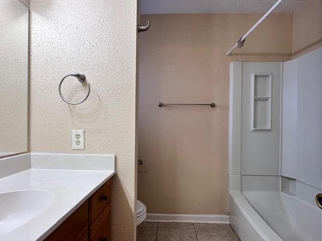 Building Photo - 3808 Landmark Dr