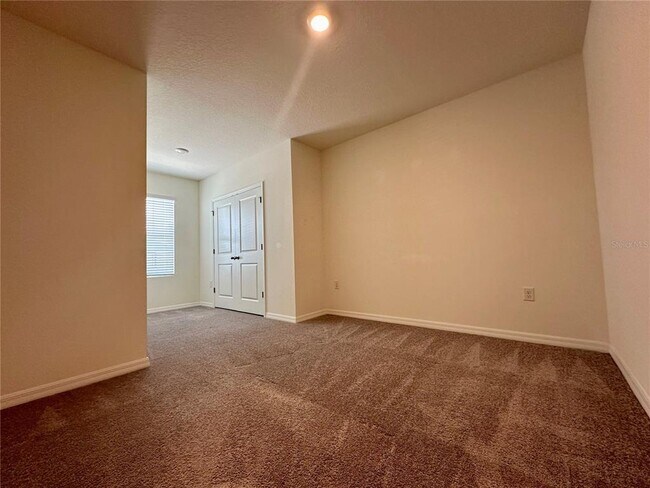 Building Photo - 2882 Peony Pr Ln