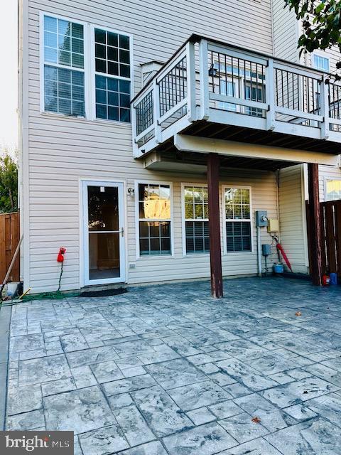 Building Photo - 15811 Bobolink Dr